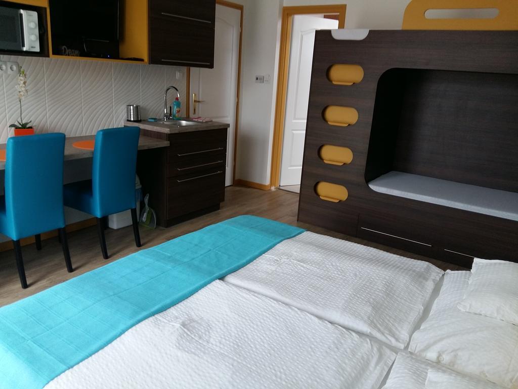 Katalin Boutique & Wellness Apartmanok Хайдусобосло Экстерьер фото